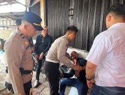 Pria Ngamuk Bawa Sajam Diamankan Anggota Satlantas di Pasar Lettu Bakrie Sukabumi