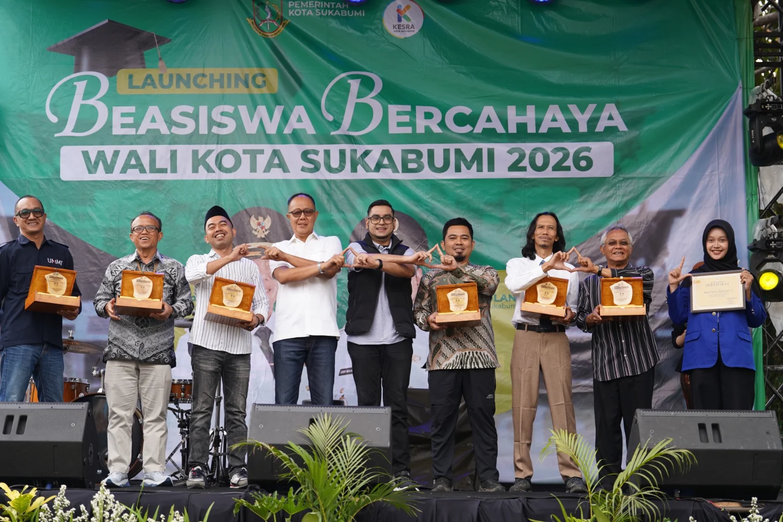 Pemkot Sukabumi Gelontorkan Rp1,03 Miliar untuk Beasiswa Bercahaya 2026