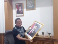 ini Alasan Rojab, Turunkan Foto Wapres Gibran Diruang kerjanya