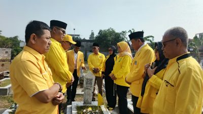 HUT ke-62 Golkar, DPD Kota Sukabumi Ziarah ke Makam Pahlawan dan Gelar Doa Bersama